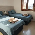 Skeleas Apartman