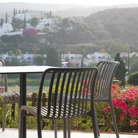 Skeleas بيسوري